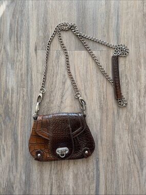 Brown Croc-Embossed Chain Crossbody Bag